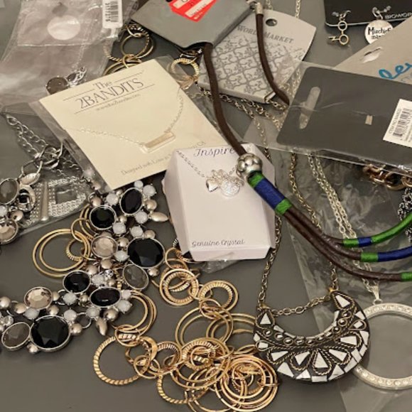 Lot of Necklaces without earrings - Picture 3 of 6